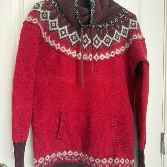 Eddie Bauer Red and Brown Cowl-neck Sweater, Wool/Mohair/Cotton/Nylon Blend. L. - Picture 2 of 10